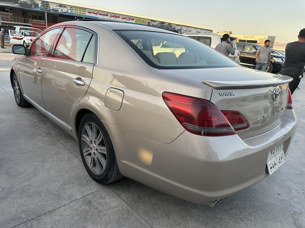 Toyota Avalon